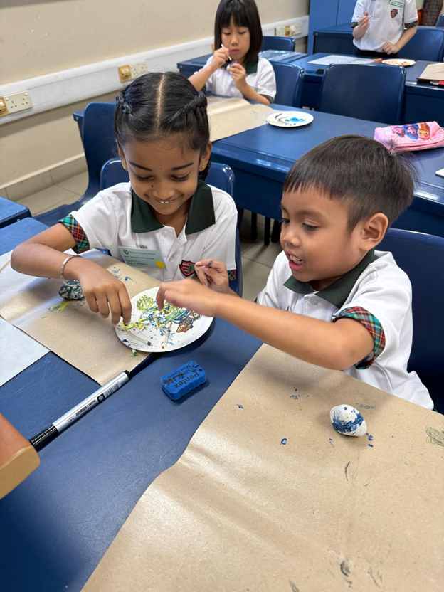 student paint gratitude